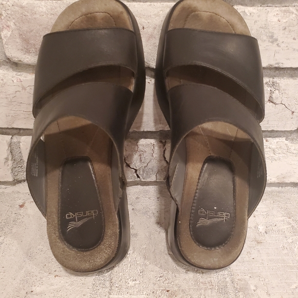 Dansko slip ons - Picture 3 of 7